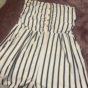 Cute stripped romper